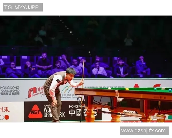 斯诺克战报！江俊连救2赛点，周跃龙抢先肖国栋，赵心童或翻车？